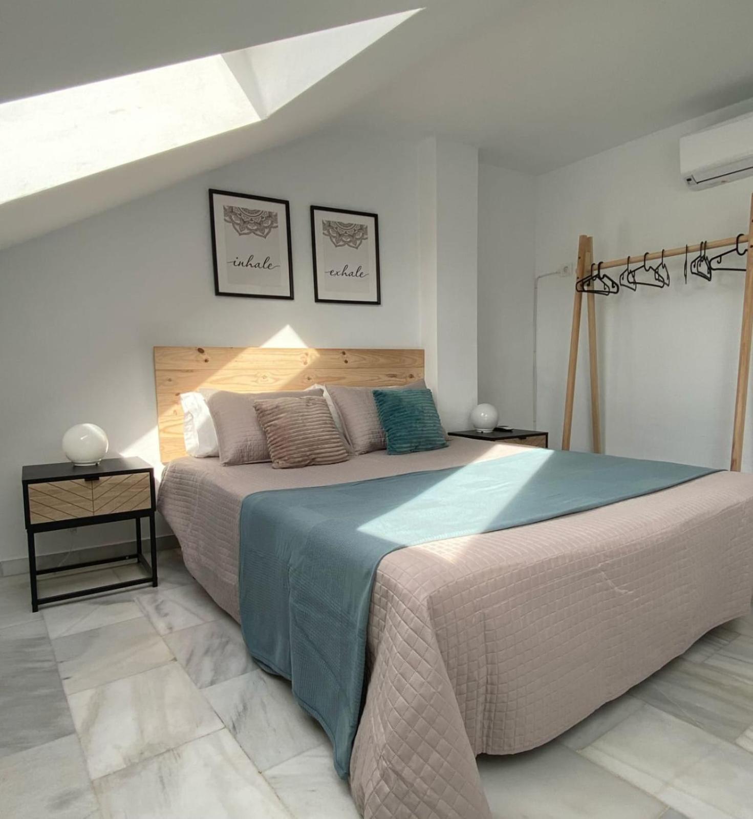 Mandala Attic Apartment Малага Екстериор снимка